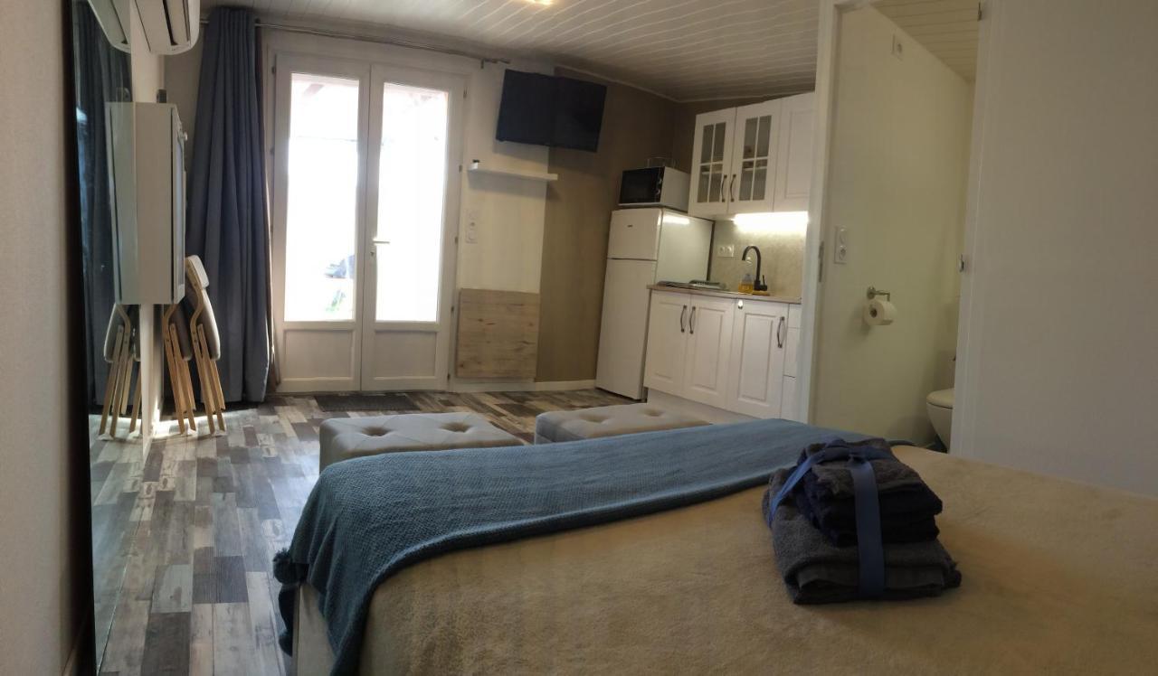 Les Logis D'Argent Studio Independant Parking Entree Autonome Linge De Lit Et Serviettes Wifi Fibre Tv Connectee Mimizan-Plage Kültér fotó